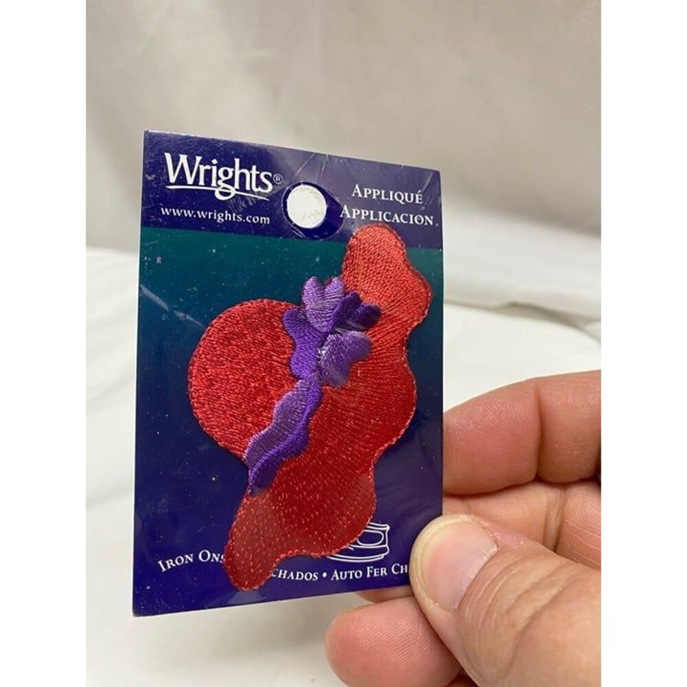 8A Wright's brand iron-on applique featuring a red and purple floppy hat design